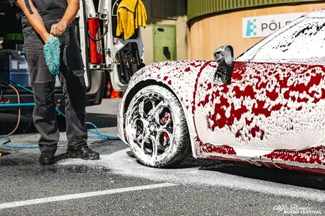 Thomas Montagnon en intervention pour Dôme Auto Clean