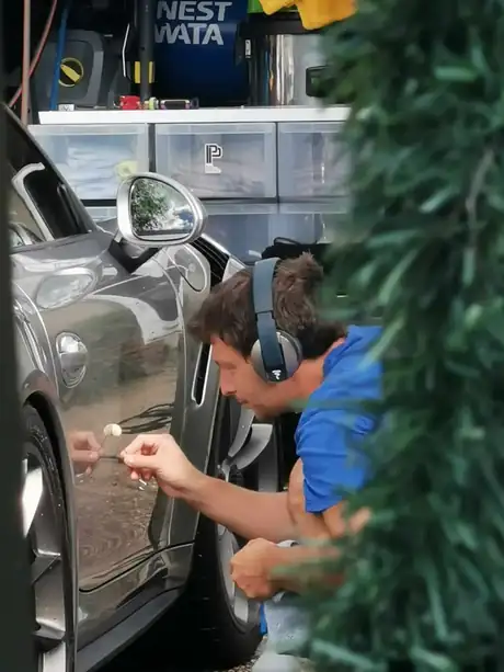 Thomas Montagnon en intervention pour Dôme Auto Clean