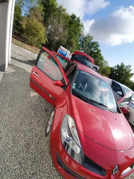 Renault Clio préparée de A à Z par Dôme Auto Clean