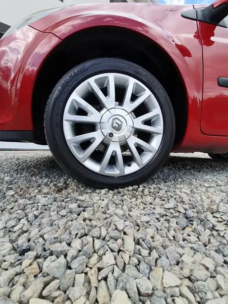 Renault Clio préparée de A à Z par Dôme Auto Clean