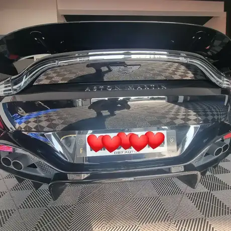Voiture nettoyée à domicile par Dôme Auto Clean dans le Puy-de-Dôme